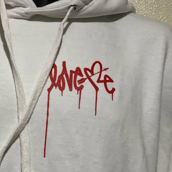 Love Me Unisex Sweatshirt Hoodie (ADULT) Size Large (PRE-LOVED) - Picture 4 of 6